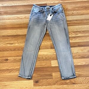 Women's Gray Ankle & Cropped Jeans
